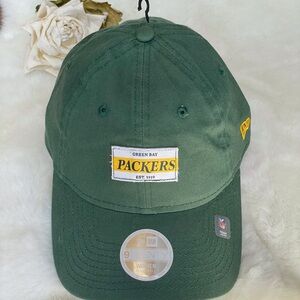NWT GREEN BAY PACKERS OFFICIAL NFL HAT GREEN logo’s Green gold &white Adjustable